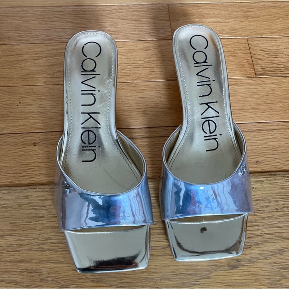Calvin Klein Fabian Sandals Metallic 6M - Picture 2 of 5